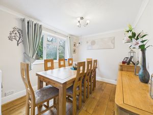 Dining Room- click for photo gallery